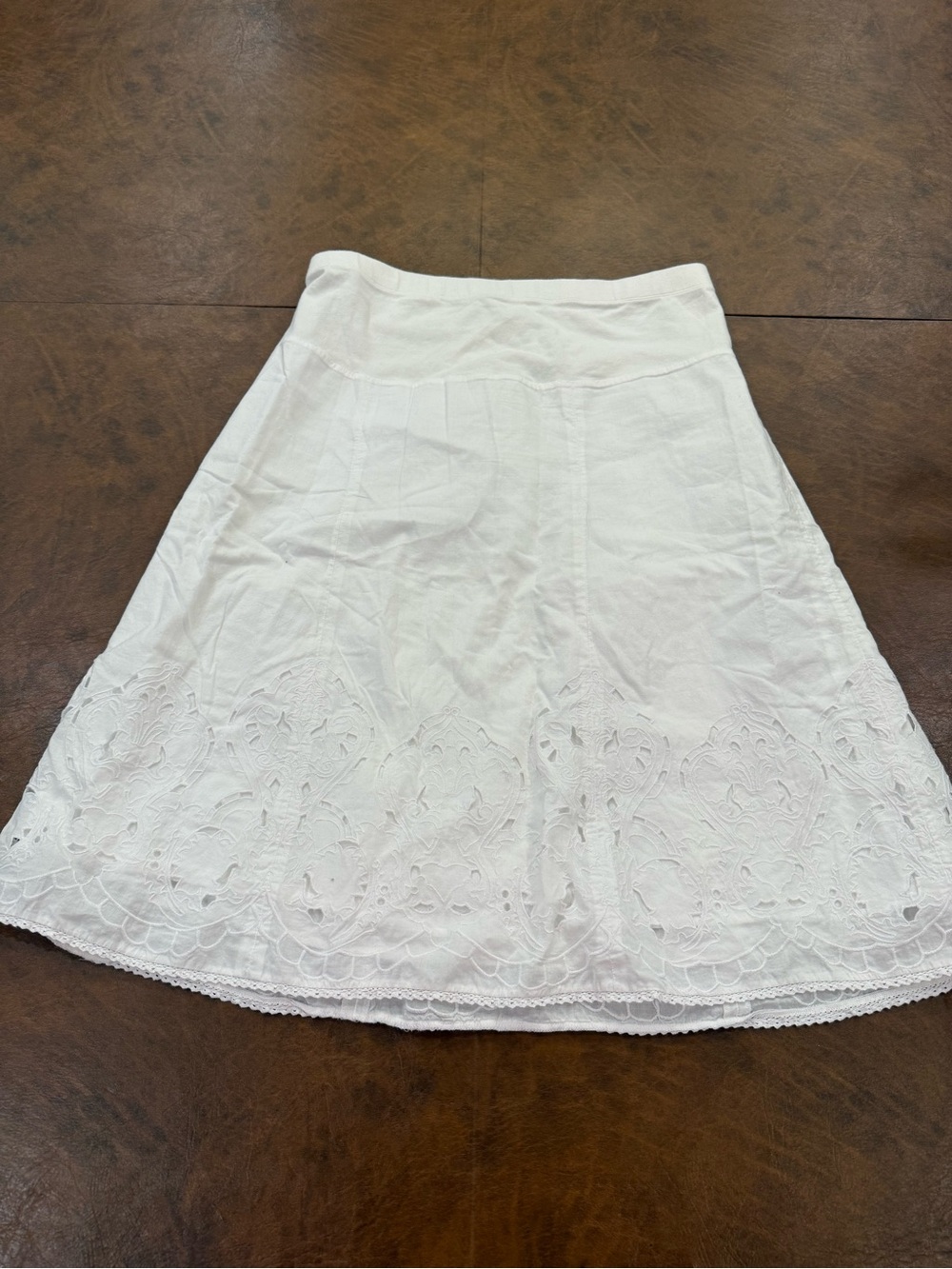 Mimi Maternity White Eyelet A-Line Women's Skirt Small Cotton